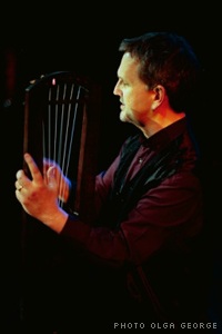 Benjamin Bagby performing Beowulf